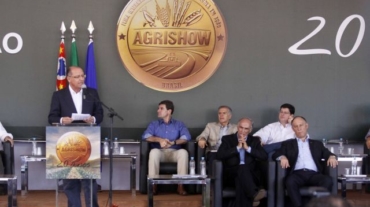 Deputado Edinho Araújo acompanha ministros e governador na abertura da Agrishow em Ribeirão Preto_01