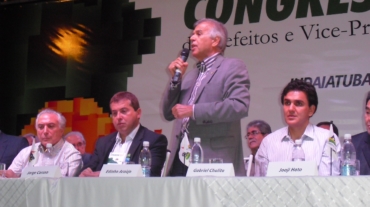 Edinho participa de Congresso com prefeitos e vices do PMDB do Estado de São Paulo_01